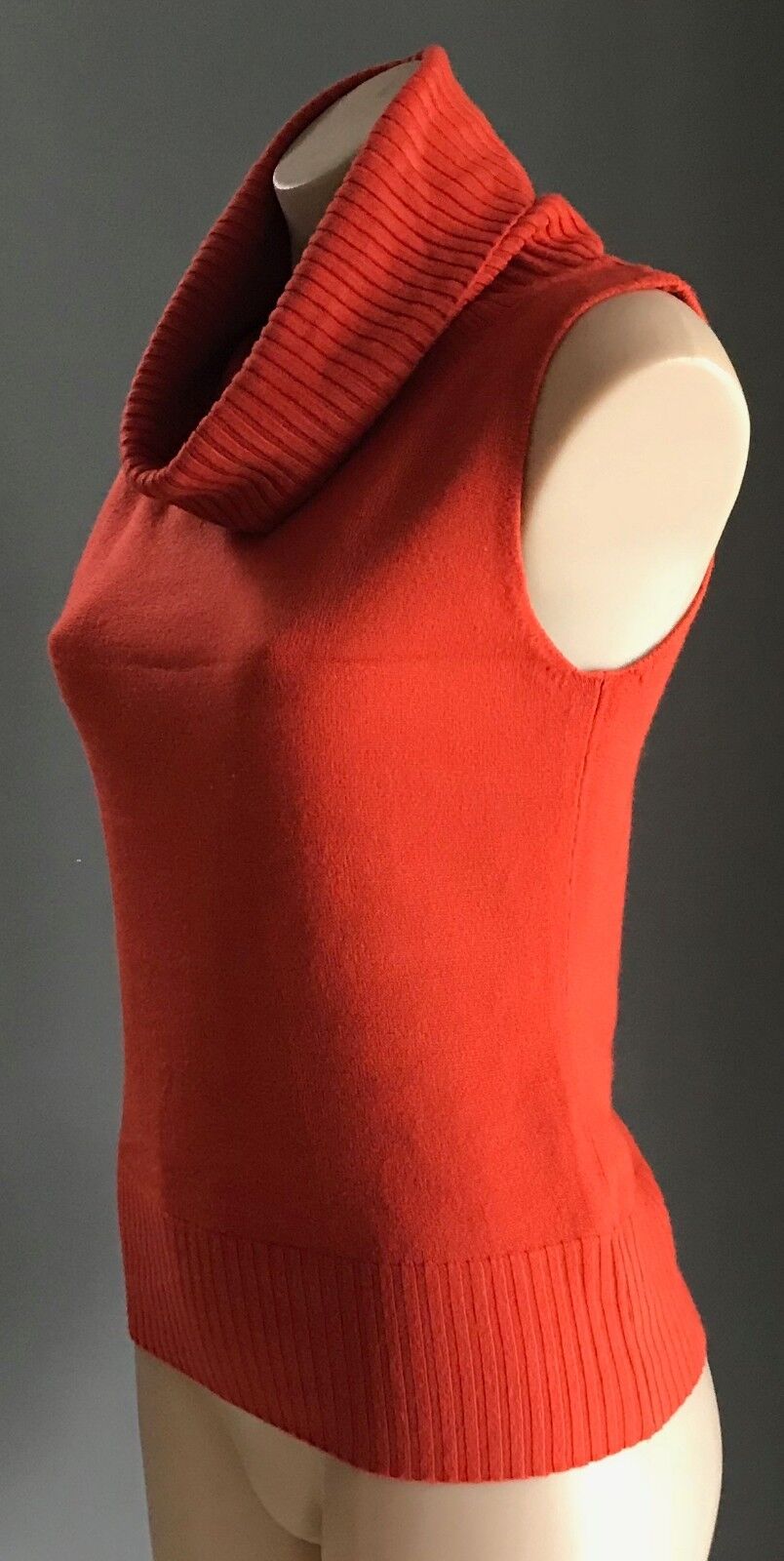 TARGET Top Knit Red Brick Colour Sleeveless Fine Knit Turtleneck Sweater Size 12