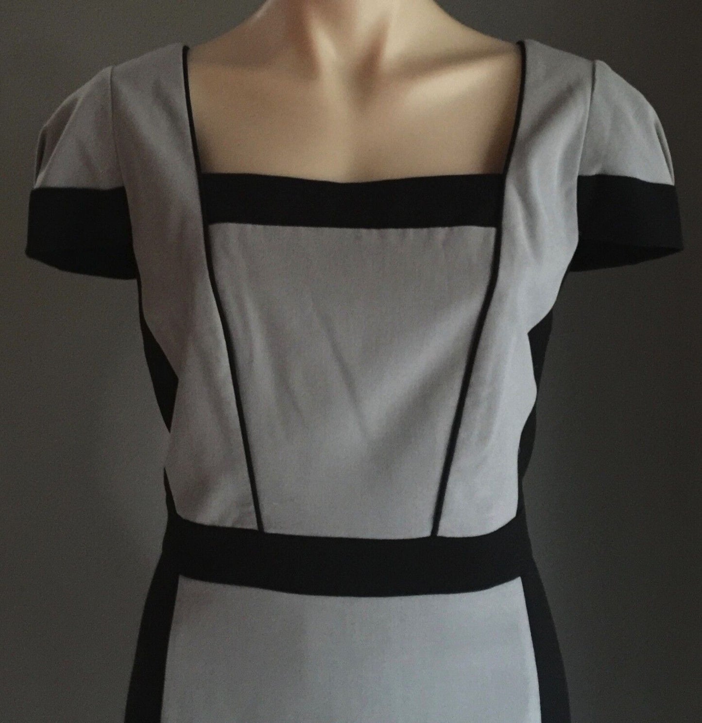 TARGET Dress Black & Grey Cap Sleeve Sheath Size 10 Tailored 1950's Stunning