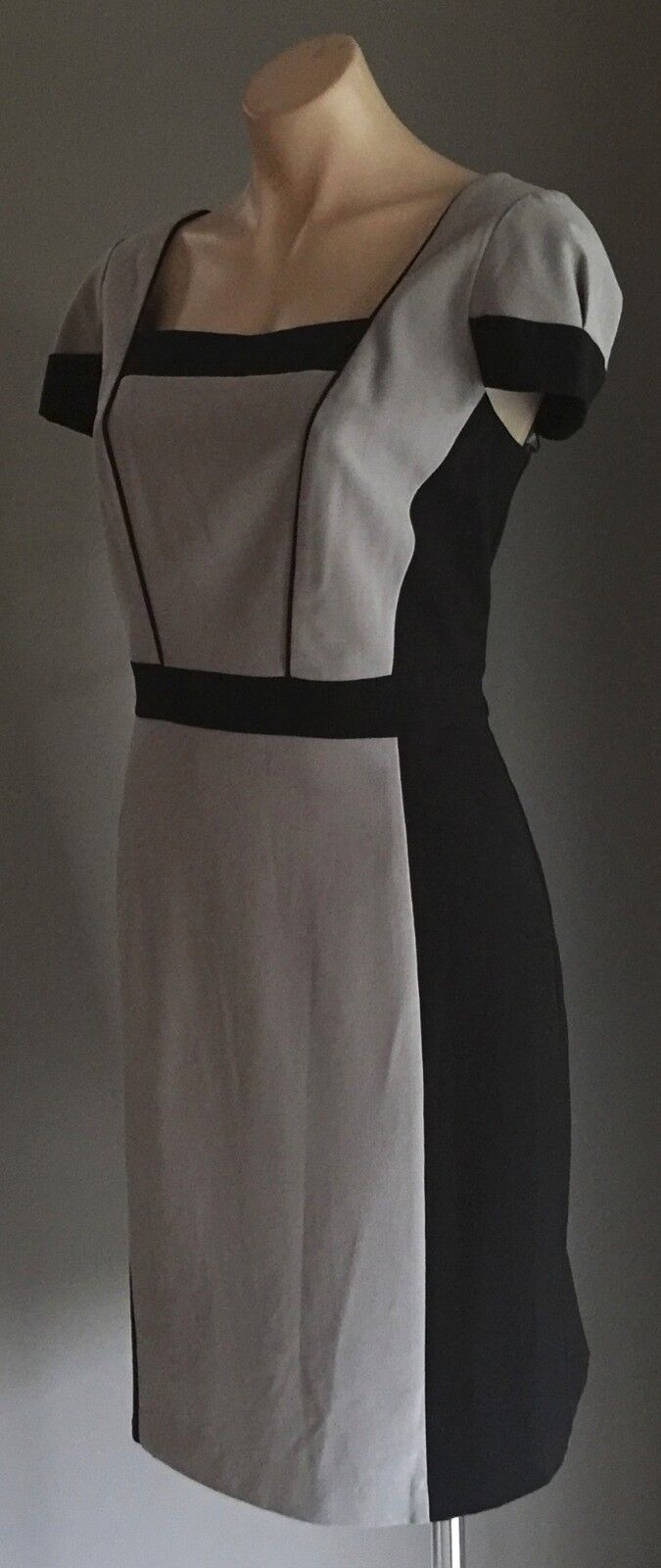 TARGET Dress Black & Grey Cap Sleeve Sheath Size 10 Tailored 1950's Stunning