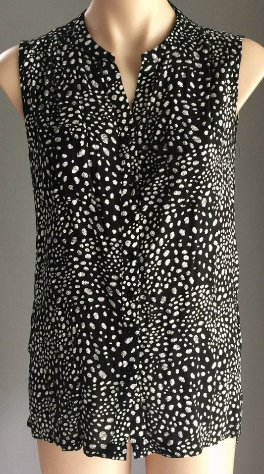 TARGET COLLECTION Top Button Front Black & White Polka Dot Size 6  10 NEW