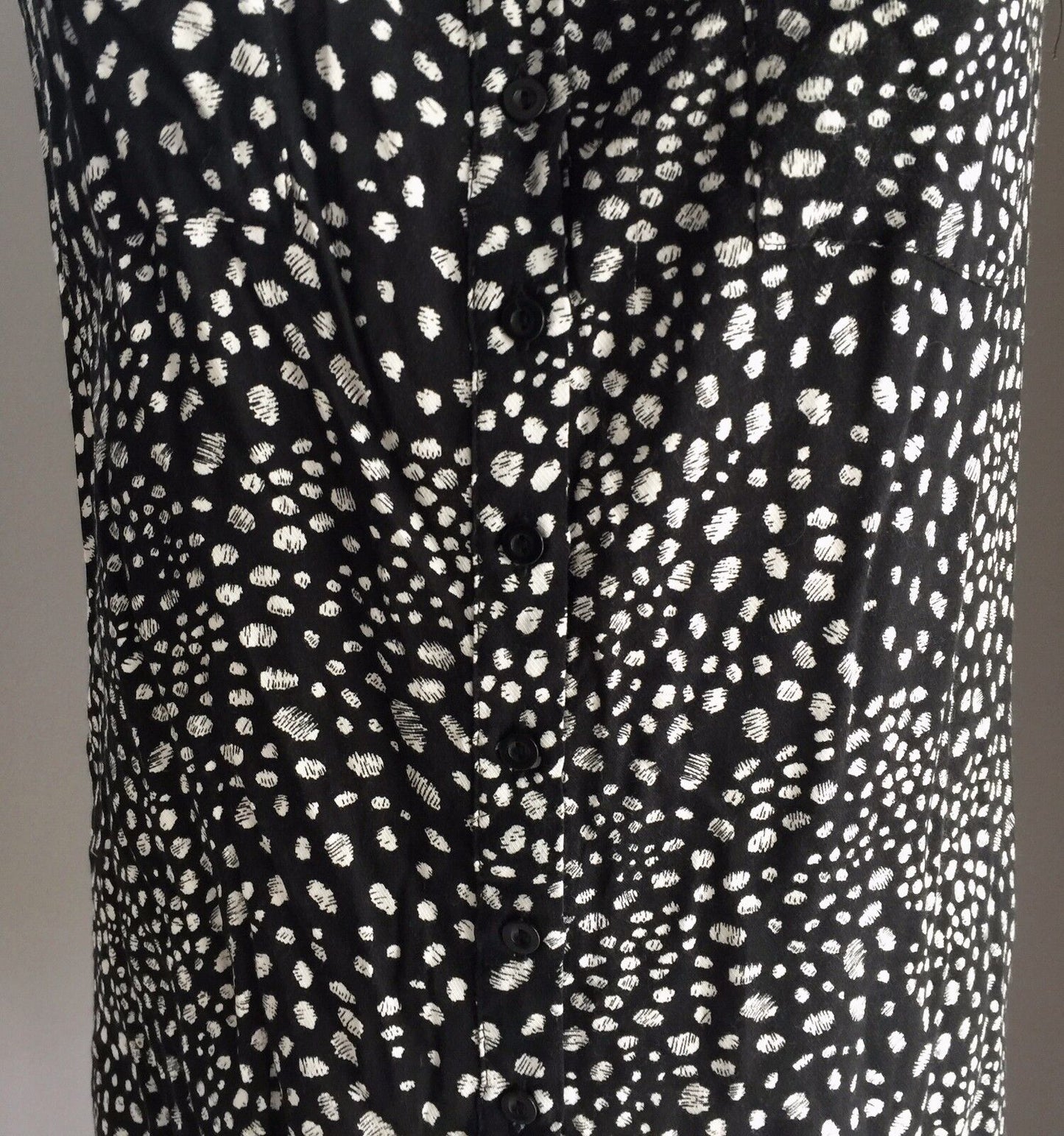 TARGET COLLECTION Top Button Front Black & White Polka Dot Size 6  10 NEW