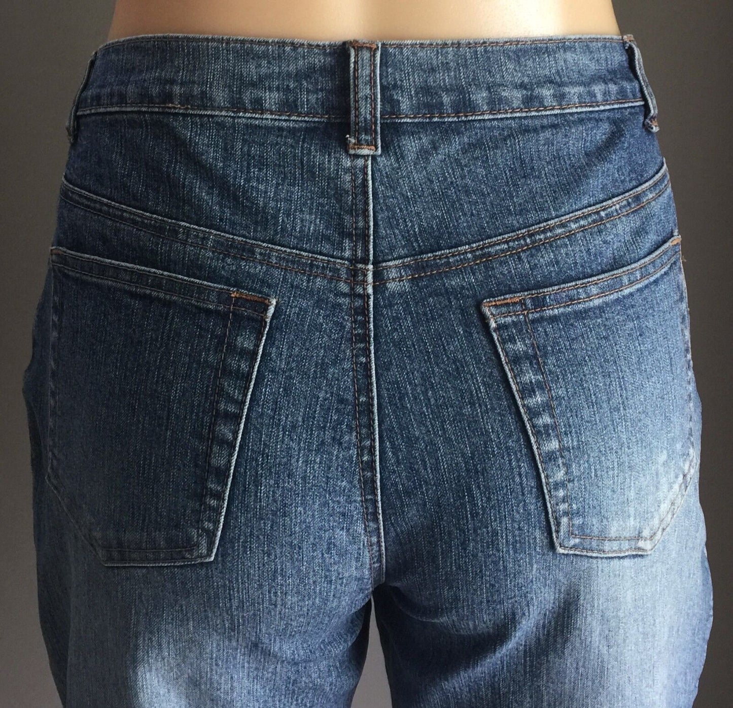 TARGET Crop Fab Design Faded Blue Denim Straight Leg Vintage Size 10 Jeans