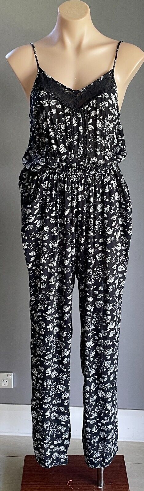 LILY LOVES (Target) Jumpsuit Black White Floral Sleeveless Elastic Waist Size 10