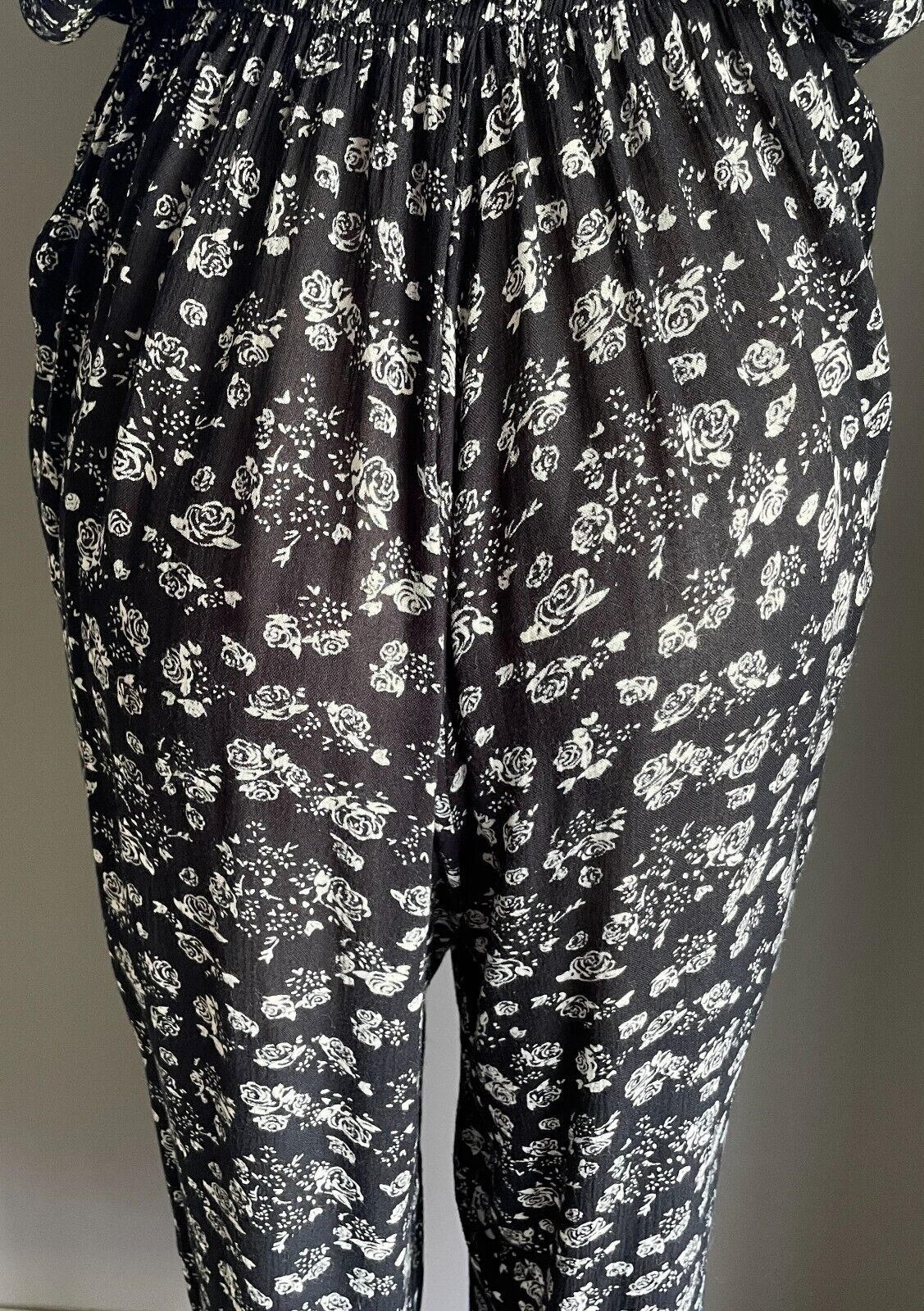 LILY LOVES (Target) Jumpsuit Black White Floral Sleeveless Elastic Waist Size 10