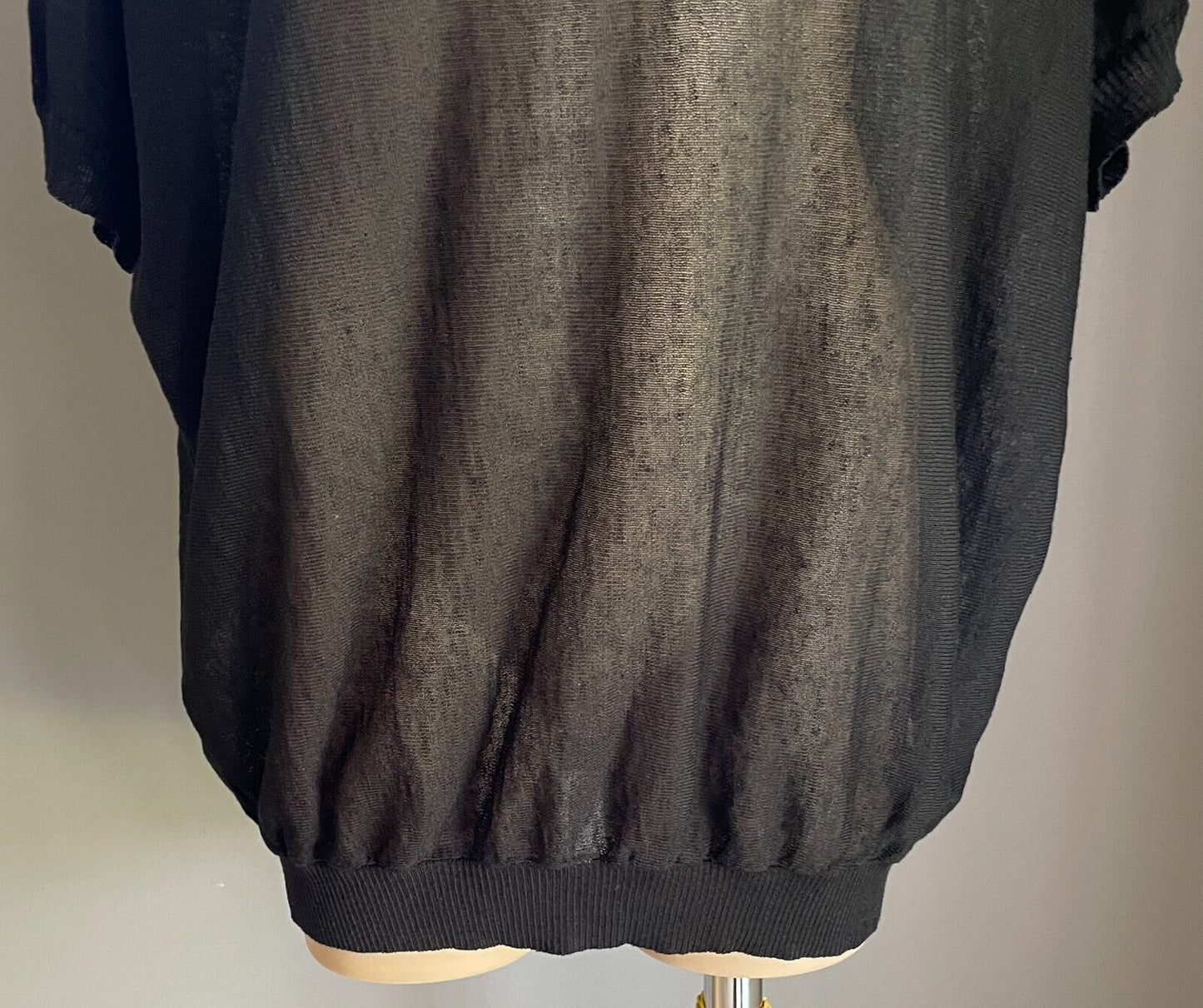 LAURA ASHLEY Fine Knit Top Black Linen Blend Extended Sleeve Sz XL 12 Semi Sheer