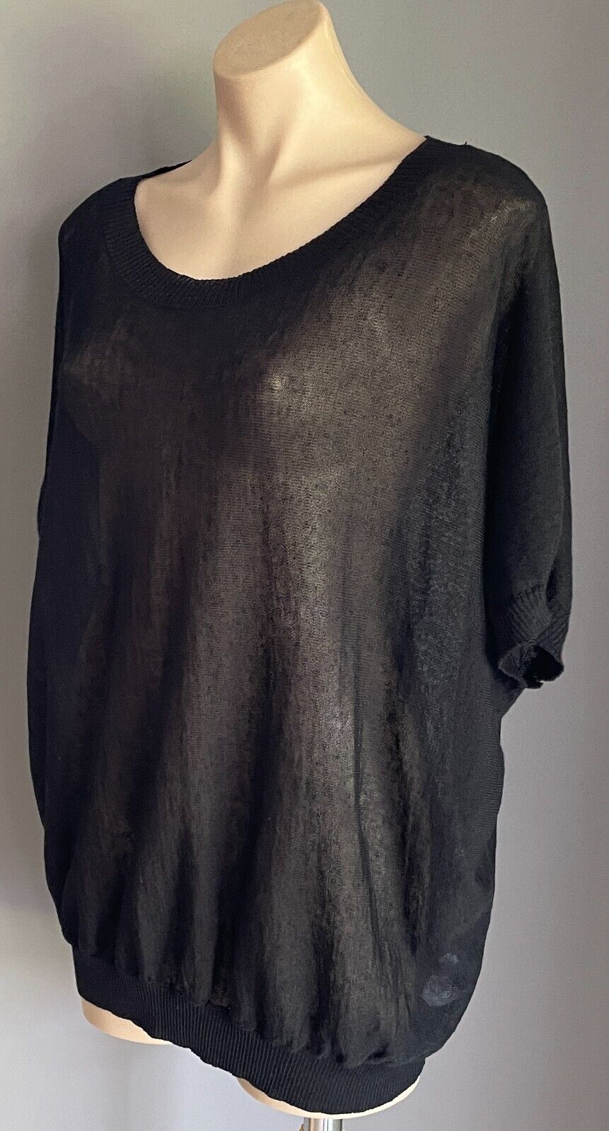 LAURA ASHLEY Fine Knit Top Black Linen Blend Extended Sleeve Sz XL 12 Semi Sheer