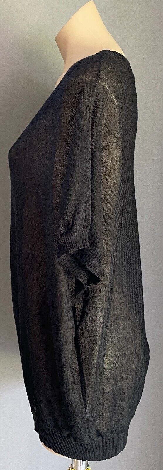 LAURA ASHLEY Fine Knit Top Black Linen Blend Extended Sleeve Sz XL 12 Semi Sheer