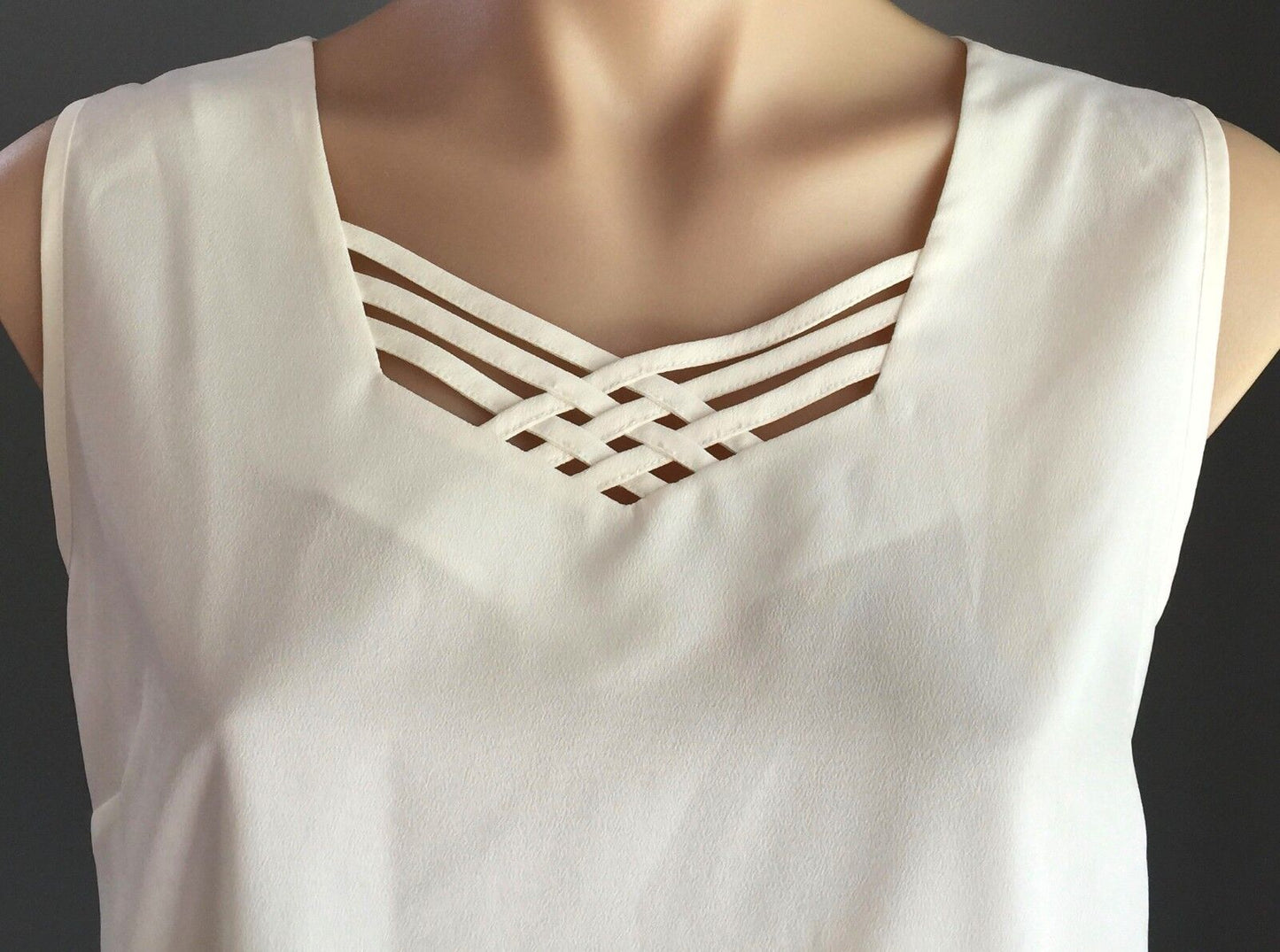 NONI B Top Tank Day 2 Night Fashion Top Ivory Camisole Ladies Size 12