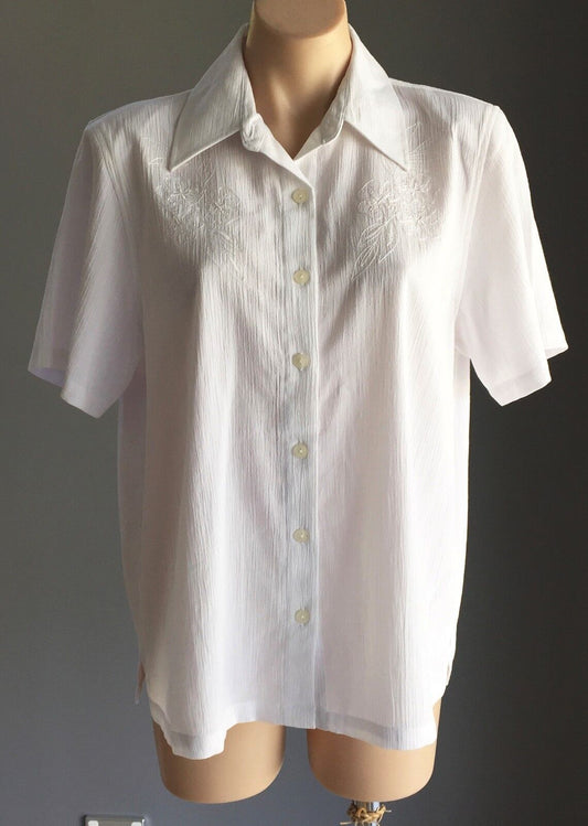 NONI B Button Up Shirt White Embroidered Floral Short Padded Sleeve Sz 14 NEW
