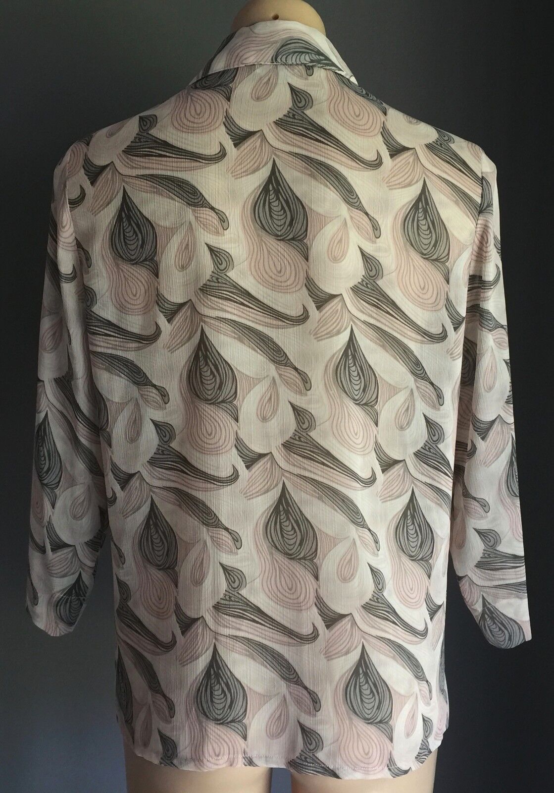 NONI B Button Shirt Soft Grey & Pink Sheer 3/4 Sleeve Blouse Size 10 + Cami