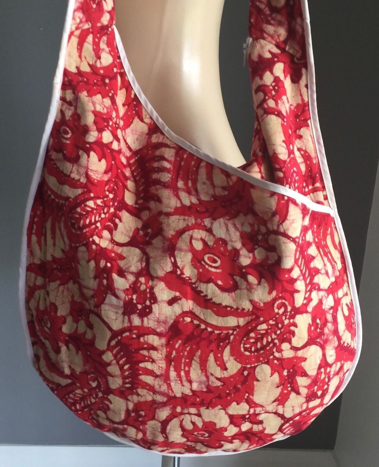 Shoulder Bag Round Flat Red Beige White Paisley Floral Batik Cotton Beach NEW