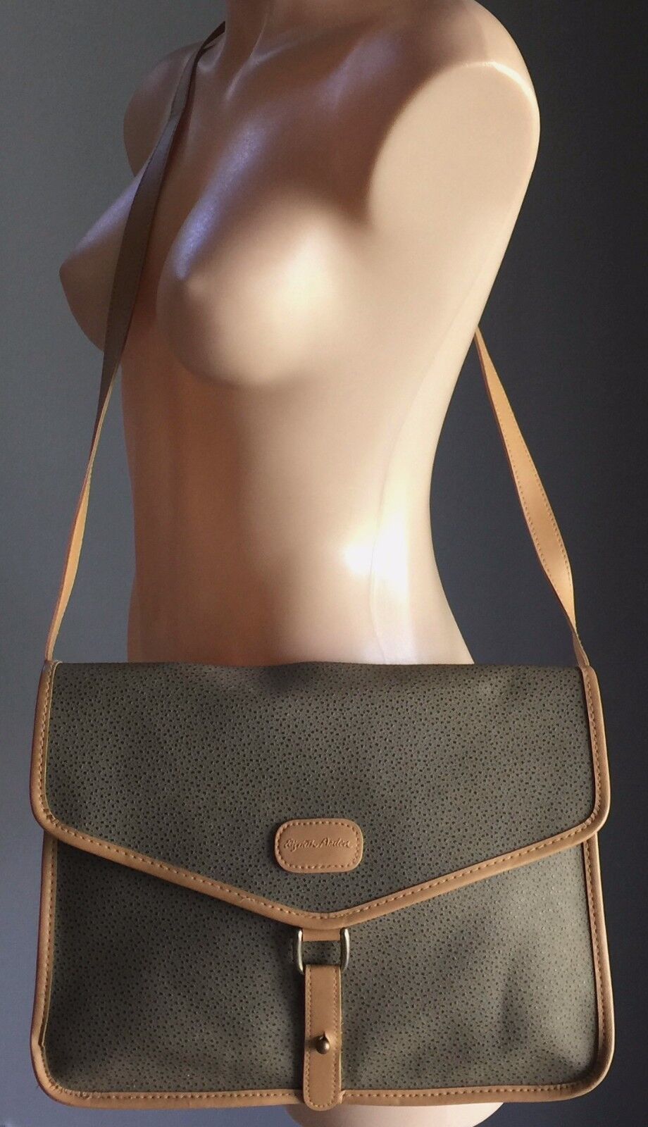 Shoulder Bag ELIZABETH ARDEN Textured PU Brown & Tan Trim Messenger Retro