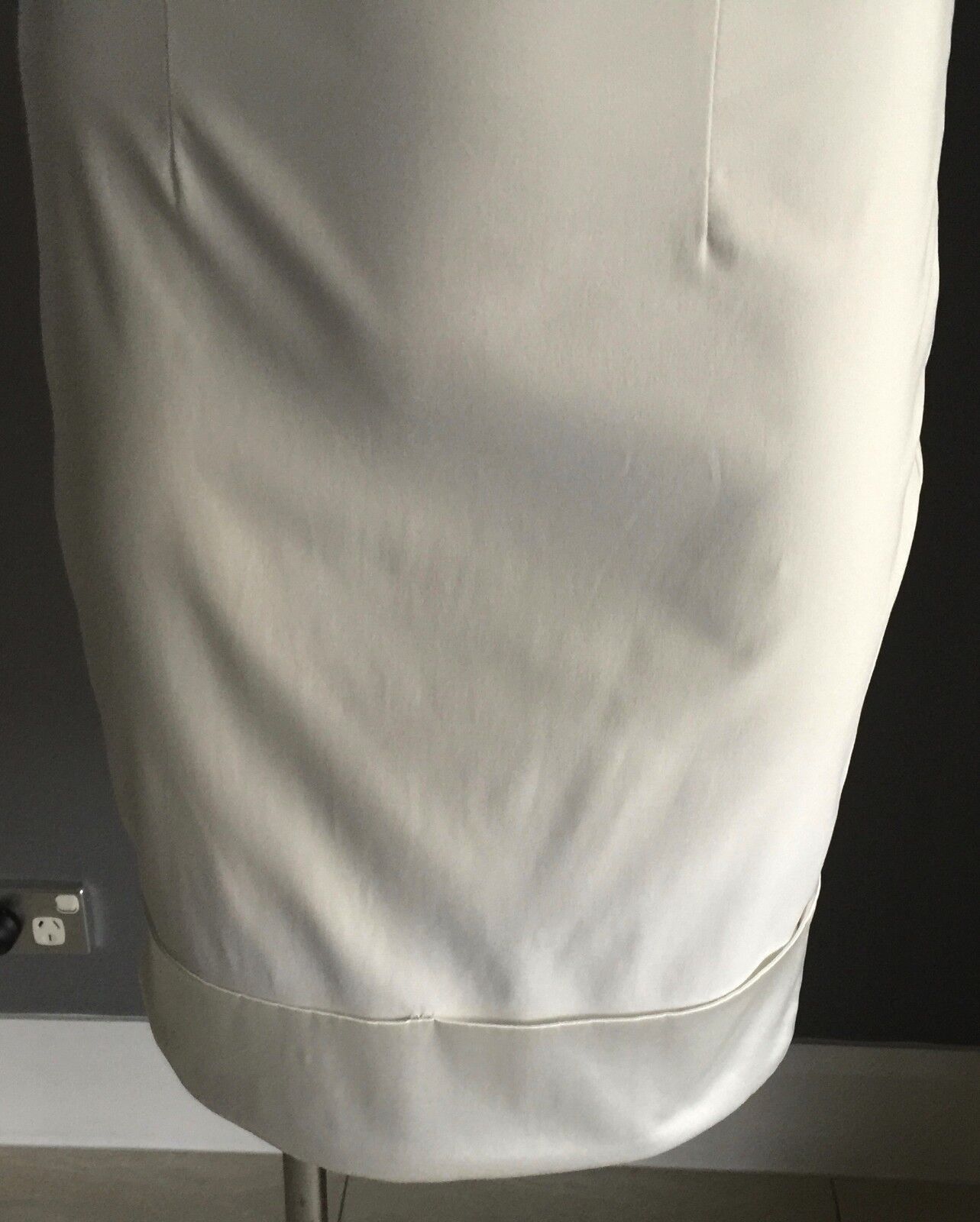 WAYNE COOPER Skirt White Straight Pencil Stretch Ladies Size 1 AU 6 - 8