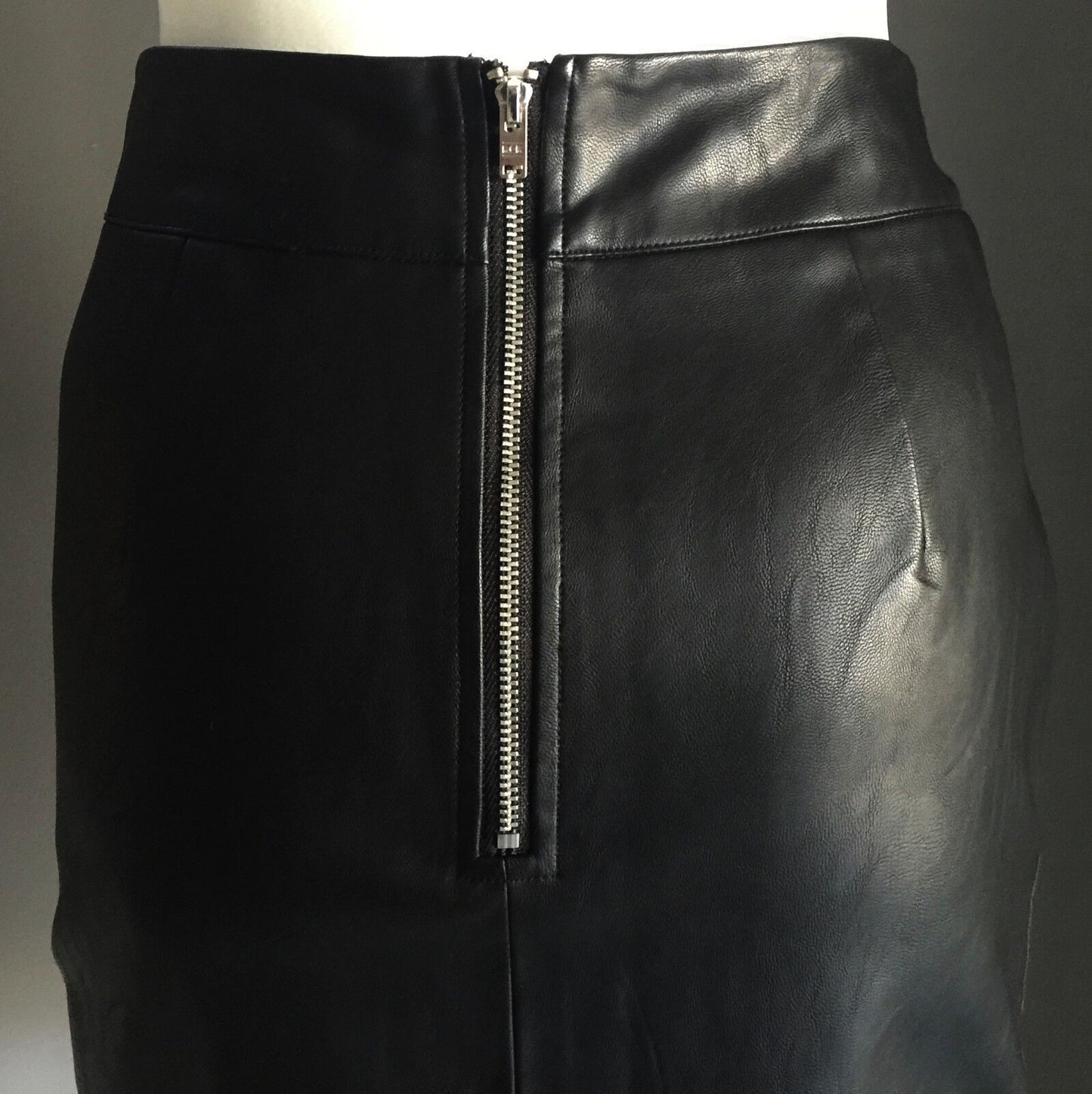 DON"T ASK AMANDA Skirt Black Pleather Midi Length Pencil Ladies Size S 8
