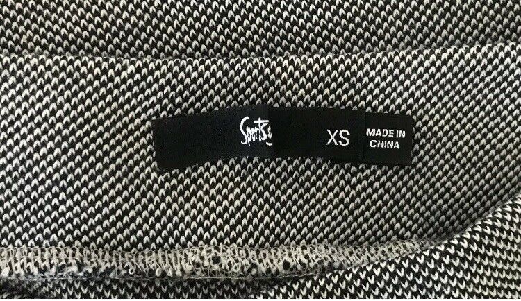 SPORTSGIRL Skirt Tier Black & White Houndstooth Print A-Line Stretch Size 8 10