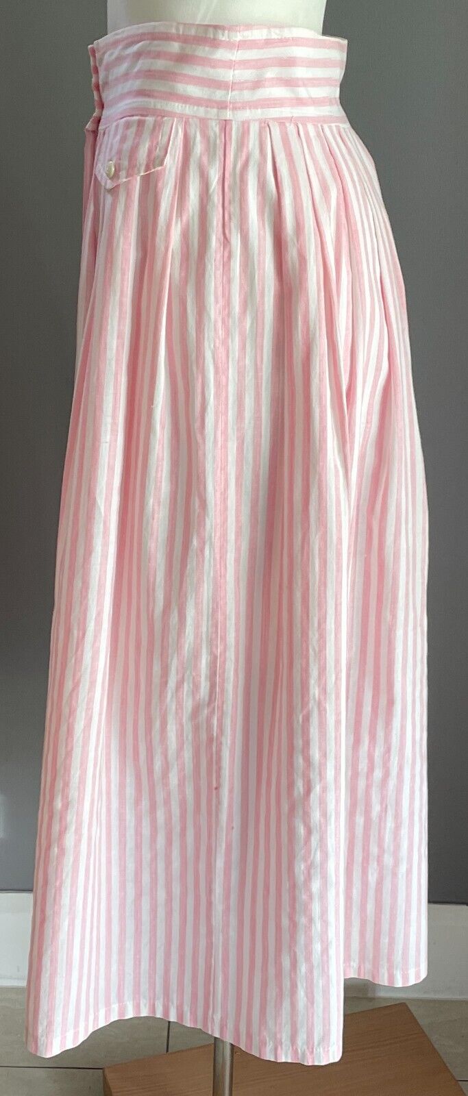 JONATHAN ELLIOT Skirt Pink White Stripe Midi Size 8 Button Front Pleated Parcel