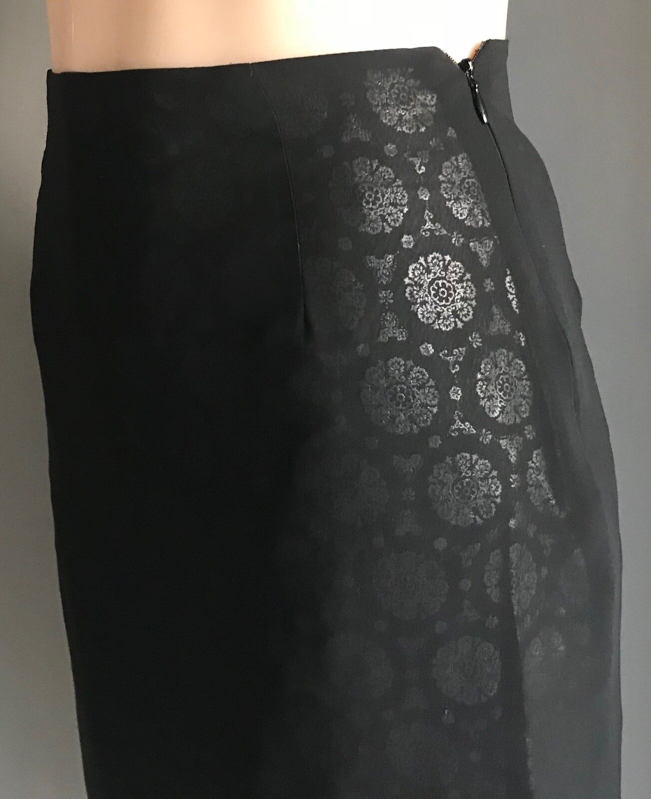 SPORTSGIRL Skirt Black Silver Chiffon Overlay Knee Length Skirt Sz 8 10 Vintage