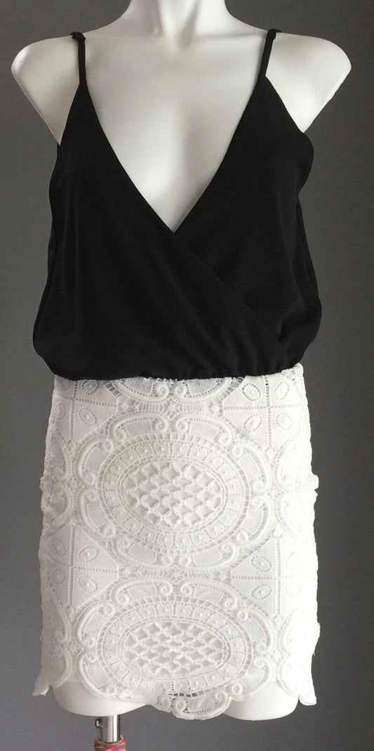 LUXE Black Mini Dress Bodice & White Lace Skirt Blouson Mini Ladies Size 8 NEW