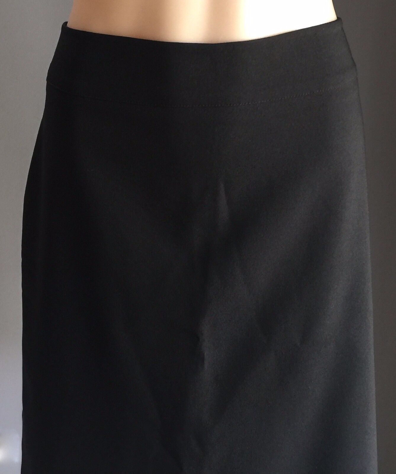 EQUIPMENT Skirt Black Straight w Slit at Each Side Ladies Size 12