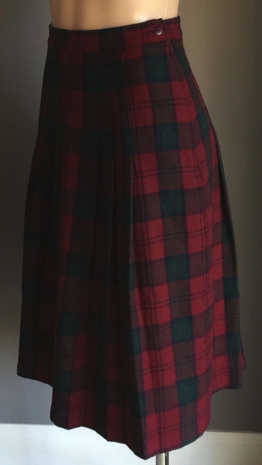 EDINBURGH Skirt Pleat Wool Burgundy Navy Green Size 12 Scotland Tartan Vintage