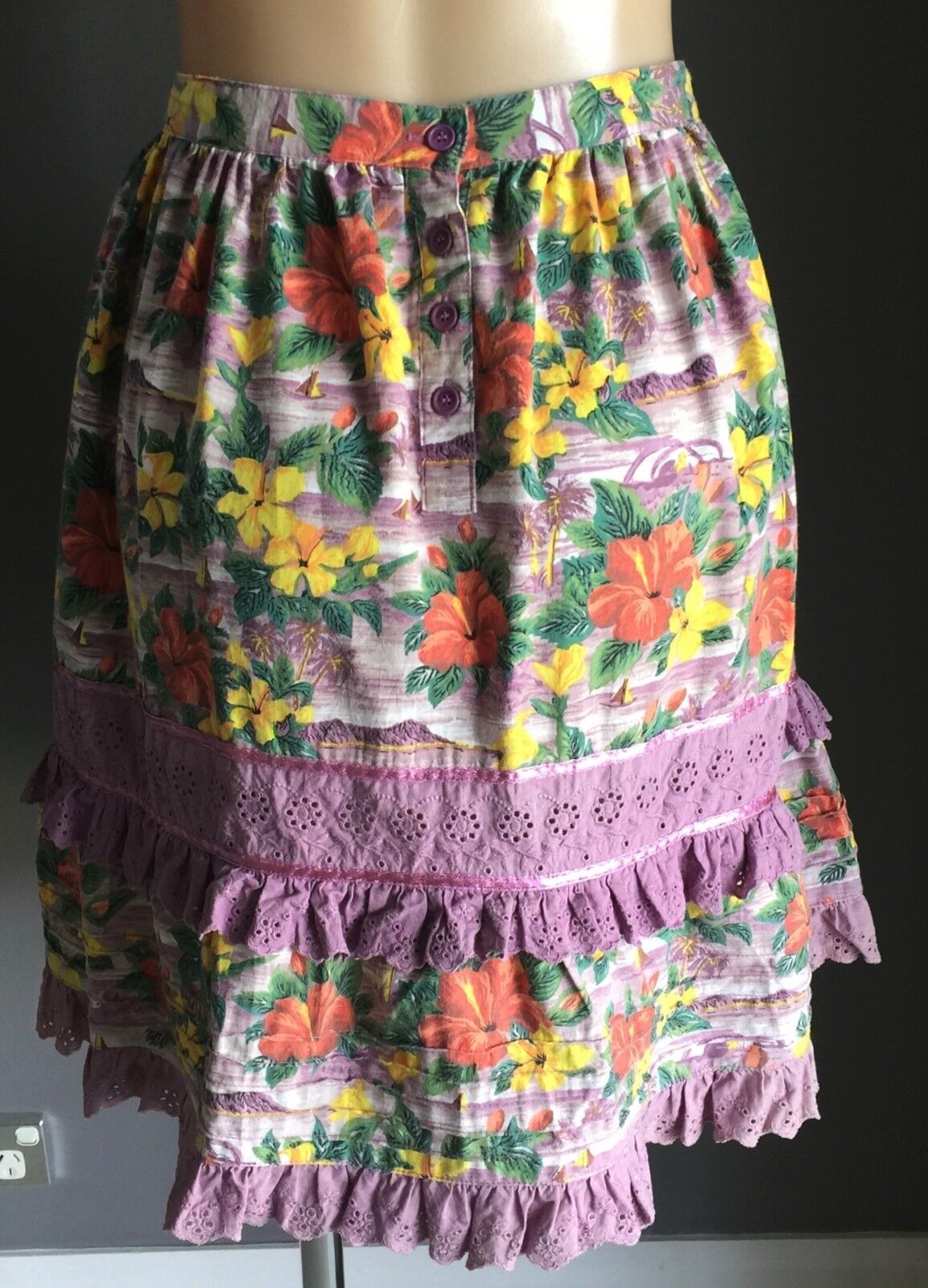 ONE TEASPOON Skirt Floral MultiColoured Lilac Print Tier Ladies Size 12 1950’s
