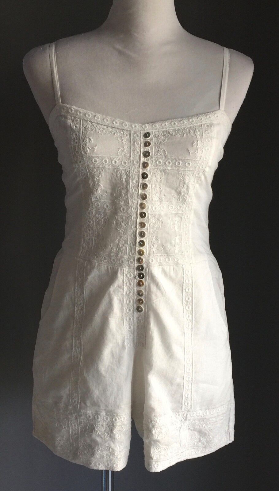 TALES OF THE FALLEN Romper Shorts Shortsuit White Cotton Size XS 8 Boho Vibe NEW