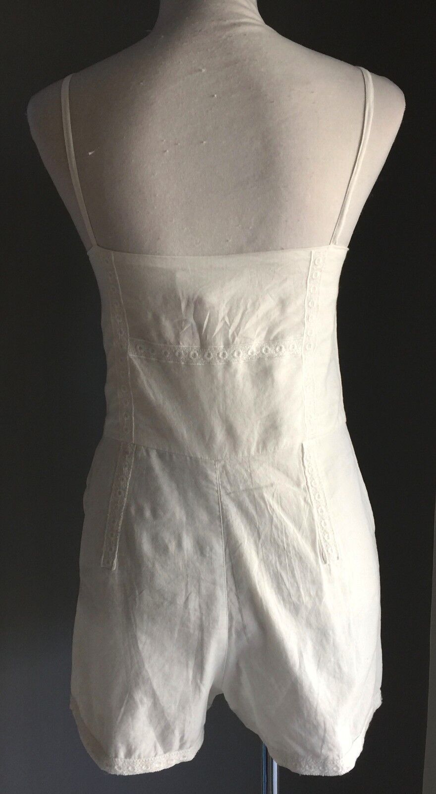 TALES OF THE FALLEN Romper Shorts Shortsuit White Cotton Size XS 8 Boho Vibe NEW