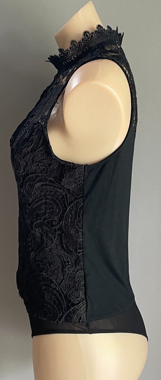 LUCY IN THE SKY Bodysuit Black Cut Out Lace Sleeveless Size L 10 High Neck NEW
