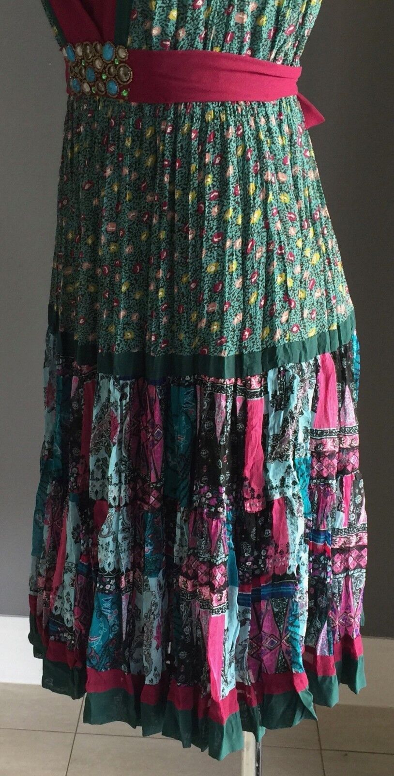 ROSE GARDEN Tea Dress MultiColoured Floral Print Cap Sleeve Tie Back Size 12 NEW