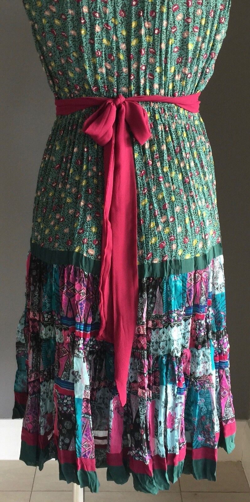 ROSE GARDEN Tea Dress MultiColoured Floral Print Cap Sleeve Tie Back Size 12 NEW