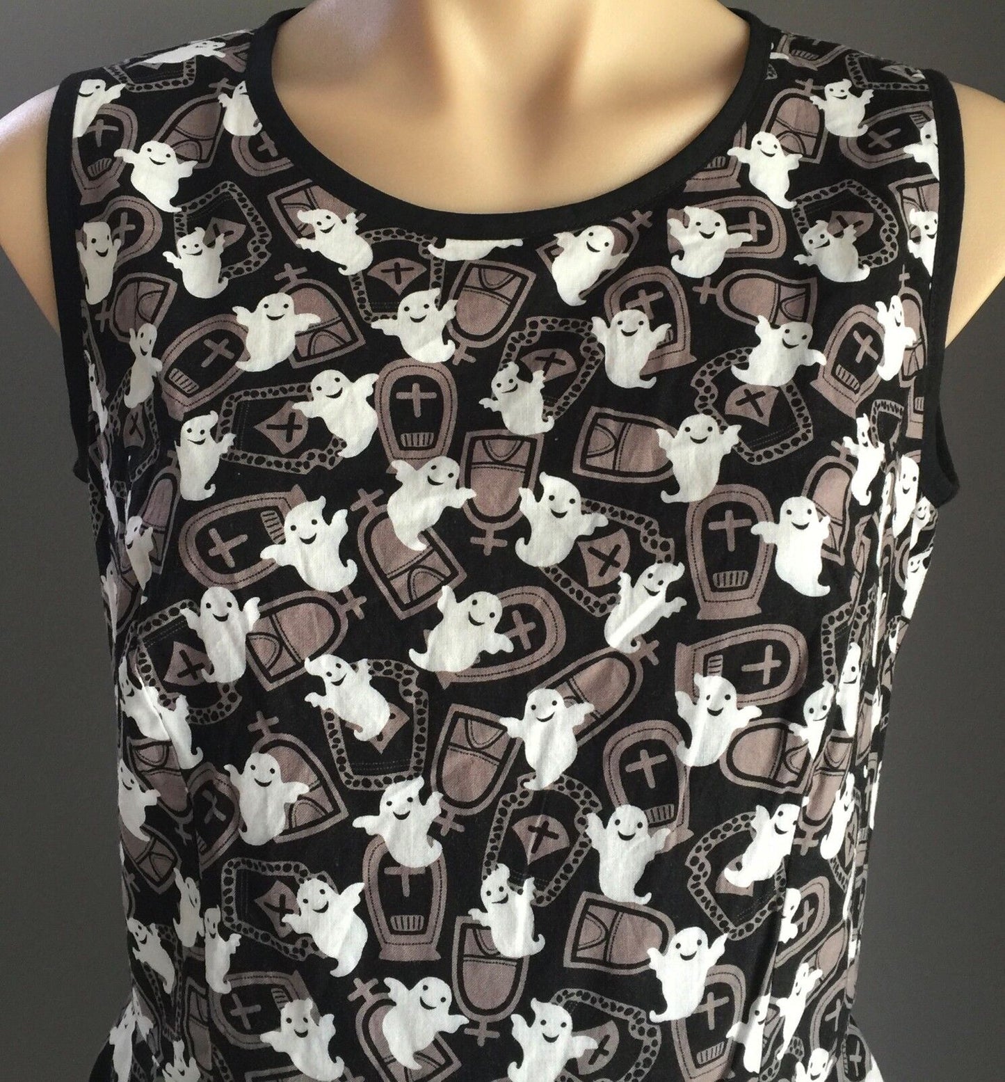 HALLOWEEN Skater Dress Ghouls & Tombstone Print Black Brown & White Size 12