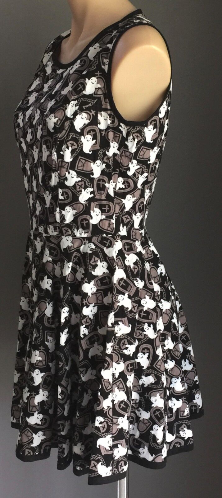 HALLOWEEN Skater Dress Ghouls & Tombstone Print Black Brown & White Size 12