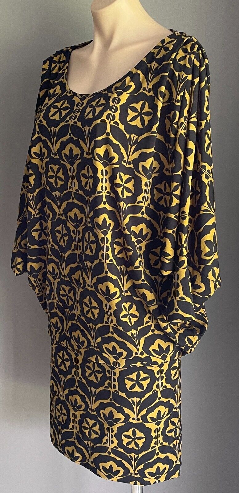 CHARLIE BROWN Blouson Dress Mustard & Black Geo Print 3/4 Dolman Sleeve Size 12
