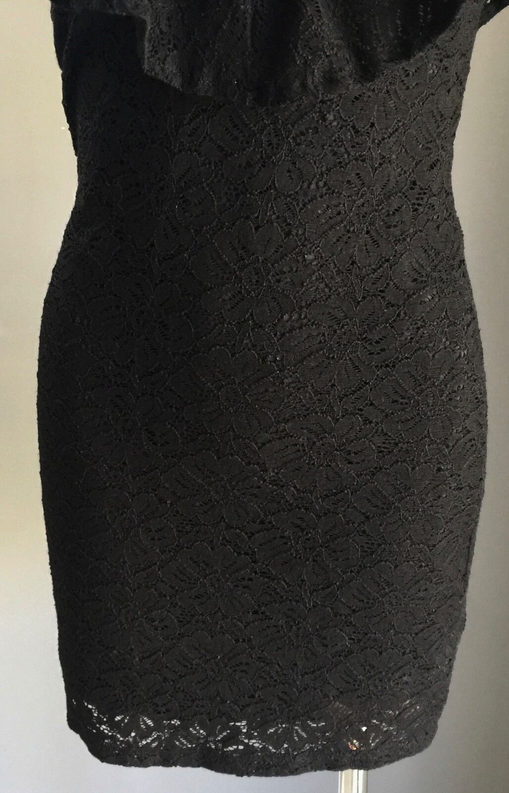 AUAHUA Sexy Mini Dress Black Stretch Lace Frill Neck & Back Sz L 12 Alluring LBD