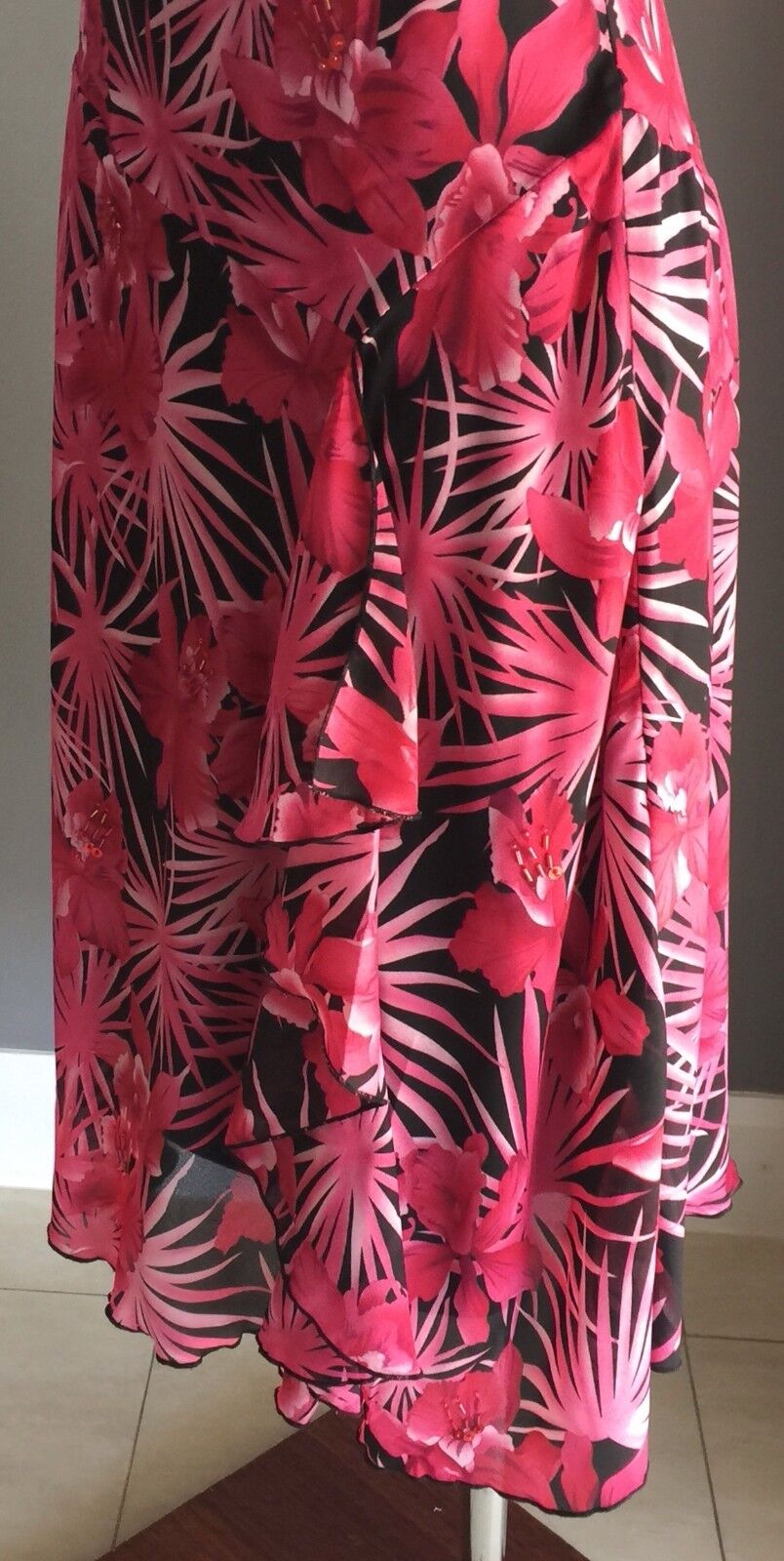 TROPICAL Print Dress Bias Cut Flutter Sleeve Pink & Black Size 10 - 12  Stunning
