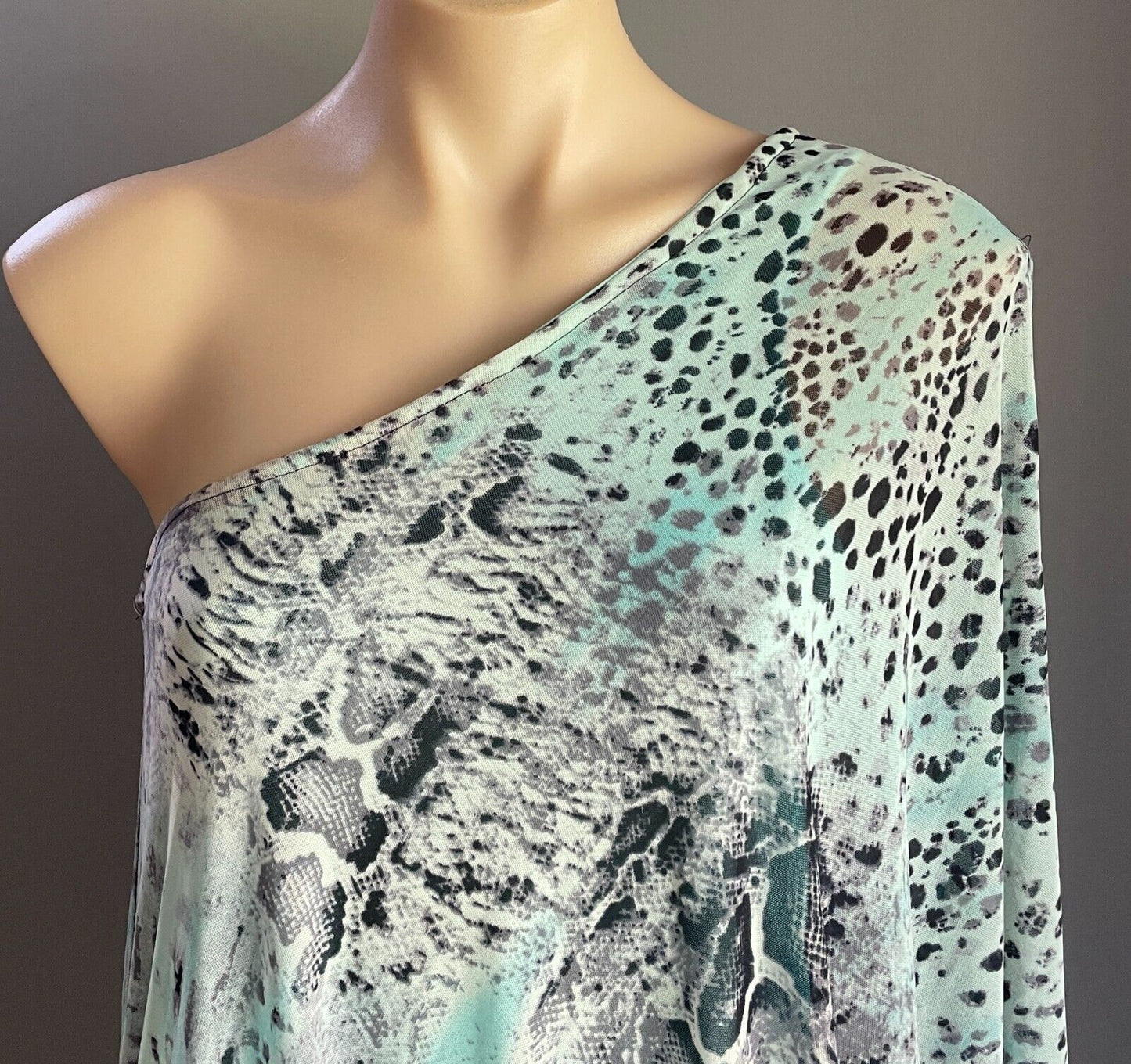 ZEN GARDEN Dress Blue Grey Black Python Print One Shoulder Ruched Side Size L