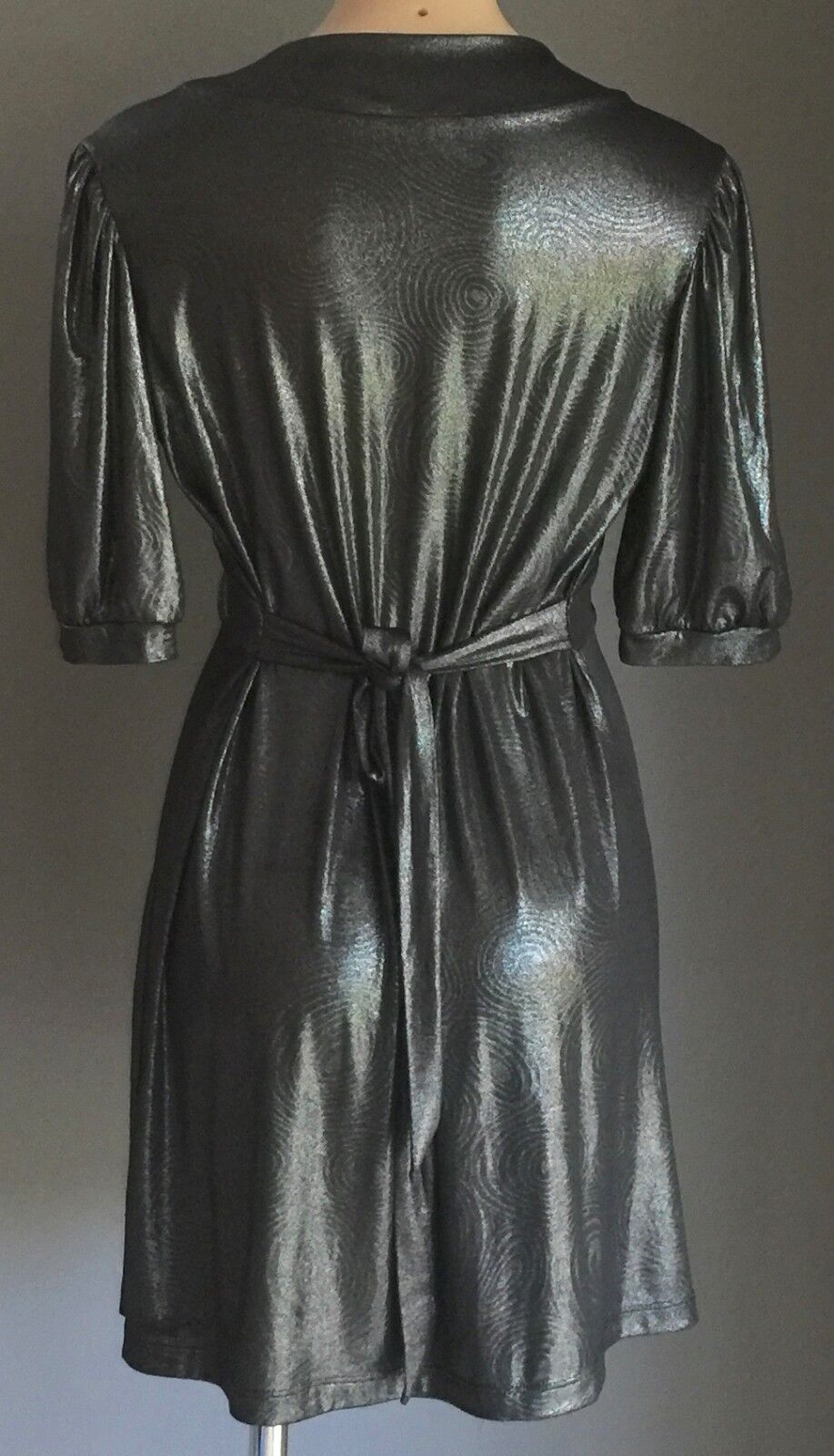 RIKI NATHAN Empire Waist Dress Charcoal Grey Wet Look Tie Back Size 14 Stunning