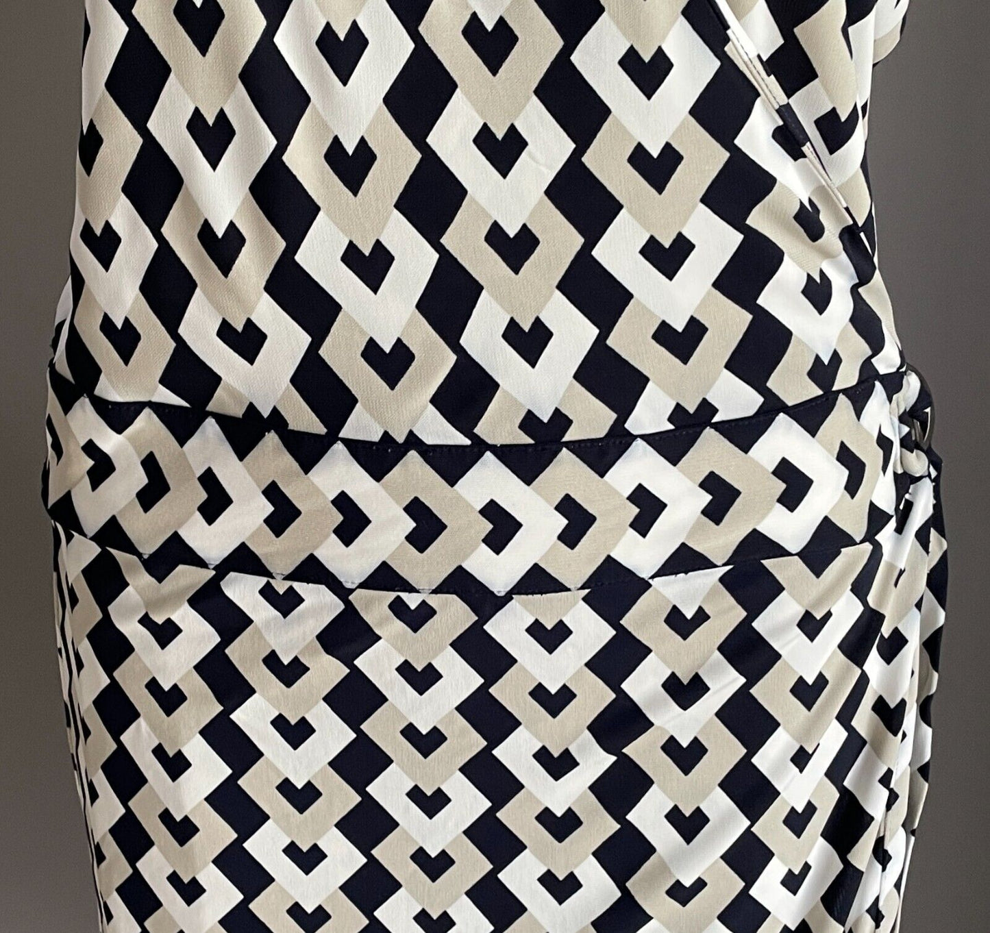 BANANA REPUBLIC Dress Black White Taupe Sleeveless Stretch Wrap Midi Size L