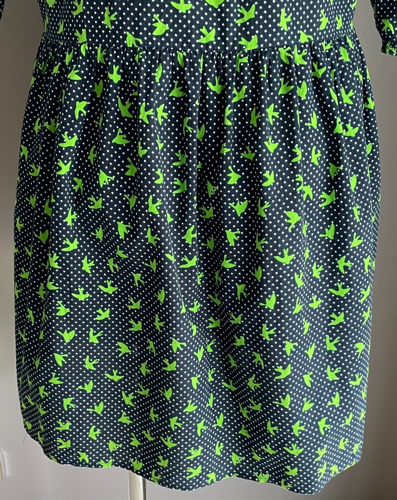 N YOU Dress Navy & White Polka Dot Green Swallow Bird Gathered Waist Size 14