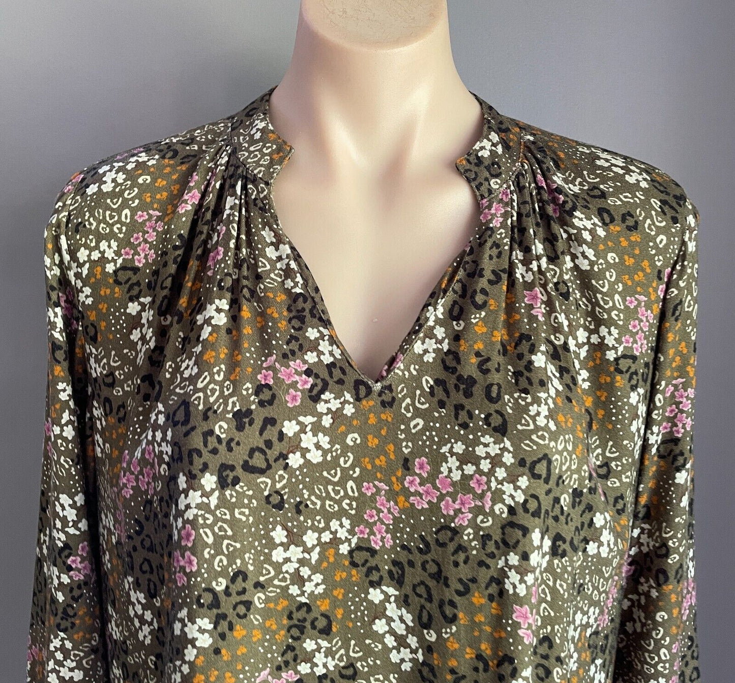 CAROLINA Hi-Lo Hem Dress Khaki Multicoloured Leopard Floral Size L Long Sleeve