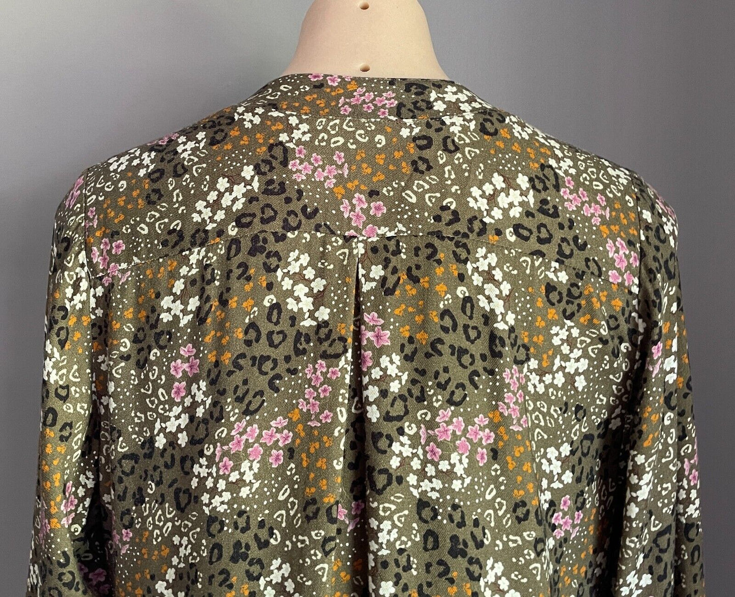 CAROLINA Hi-Lo Hem Dress Khaki Multicoloured Leopard Floral Size L Long Sleeve