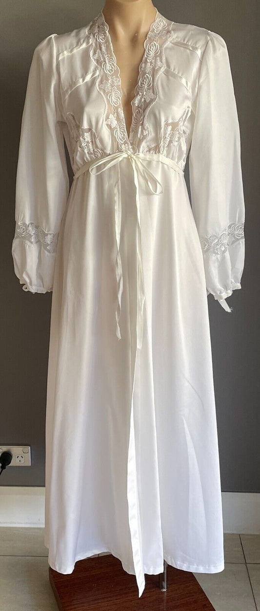 PATRIZIA LIVING Dressing Gown White Long Sleeve Tie Front Lace Silky Robe Sz 12