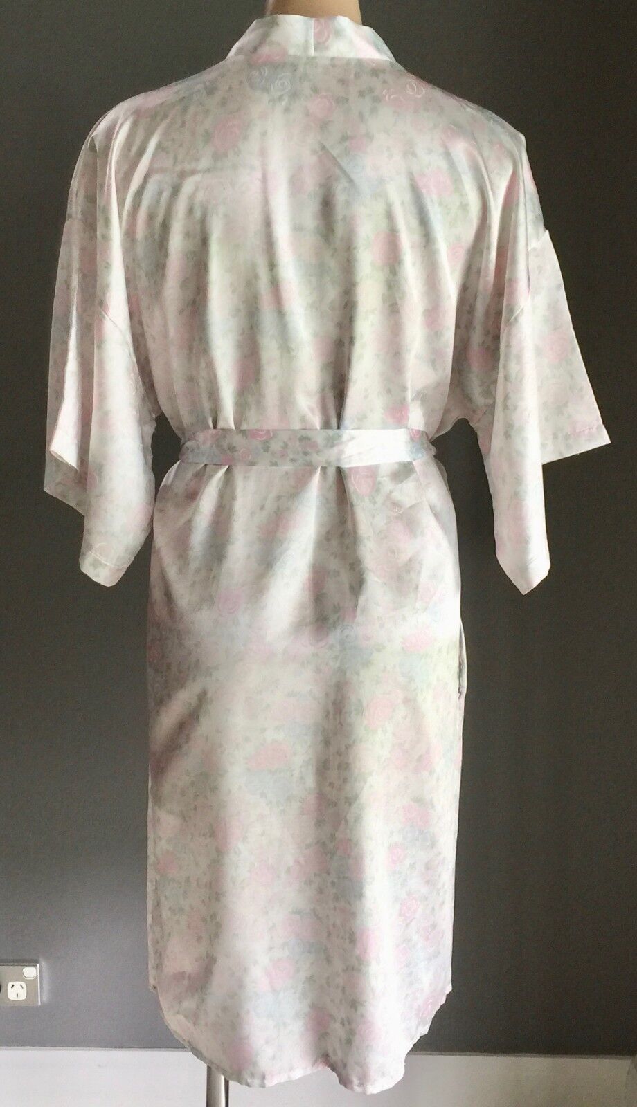 PEACHES & CREAM Dressing Gown Soft Pastel MultiColoured Floral Print Robe M 12