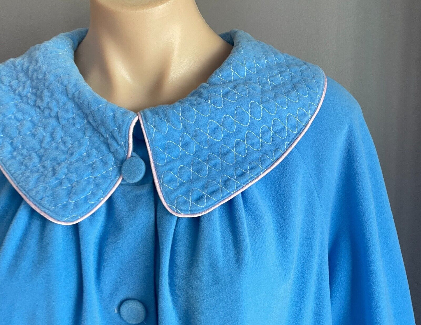 Vintage JEXWEAR Blue Pink Trim Dressing Gown Bath Robe Button Front One Size