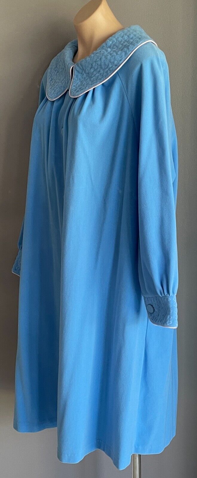Vintage JEXWEAR Blue Pink Trim Dressing Gown Bath Robe Button Front One Size