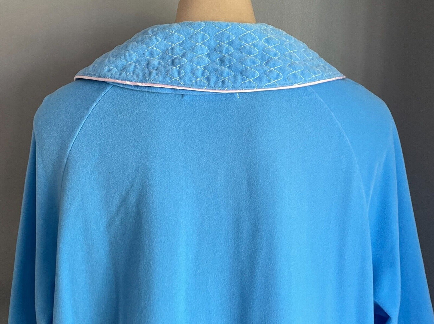 Vintage JEXWEAR Blue Pink Trim Dressing Gown Bath Robe Button Front One Size