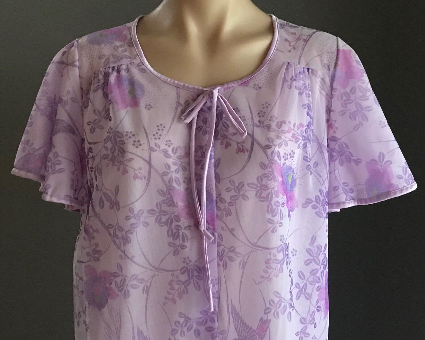 TARGET Dressing Gown Nylon Sh/Sleeve Robe Mauve Floral Bird Print Sz 16 Vintage