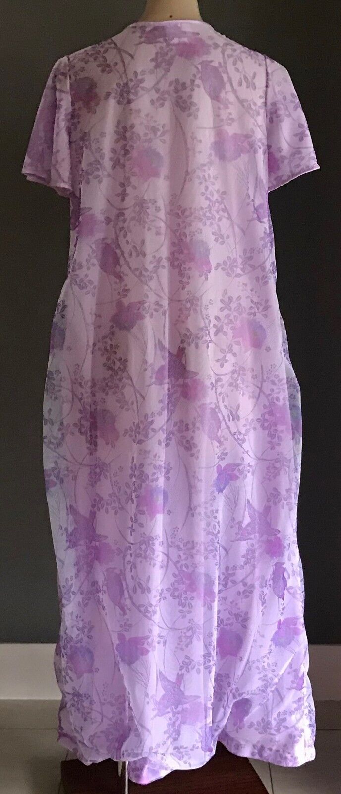 TARGET Dressing Gown Nylon Sh/Sleeve Robe Mauve Floral Bird Print Sz 16 Vintage