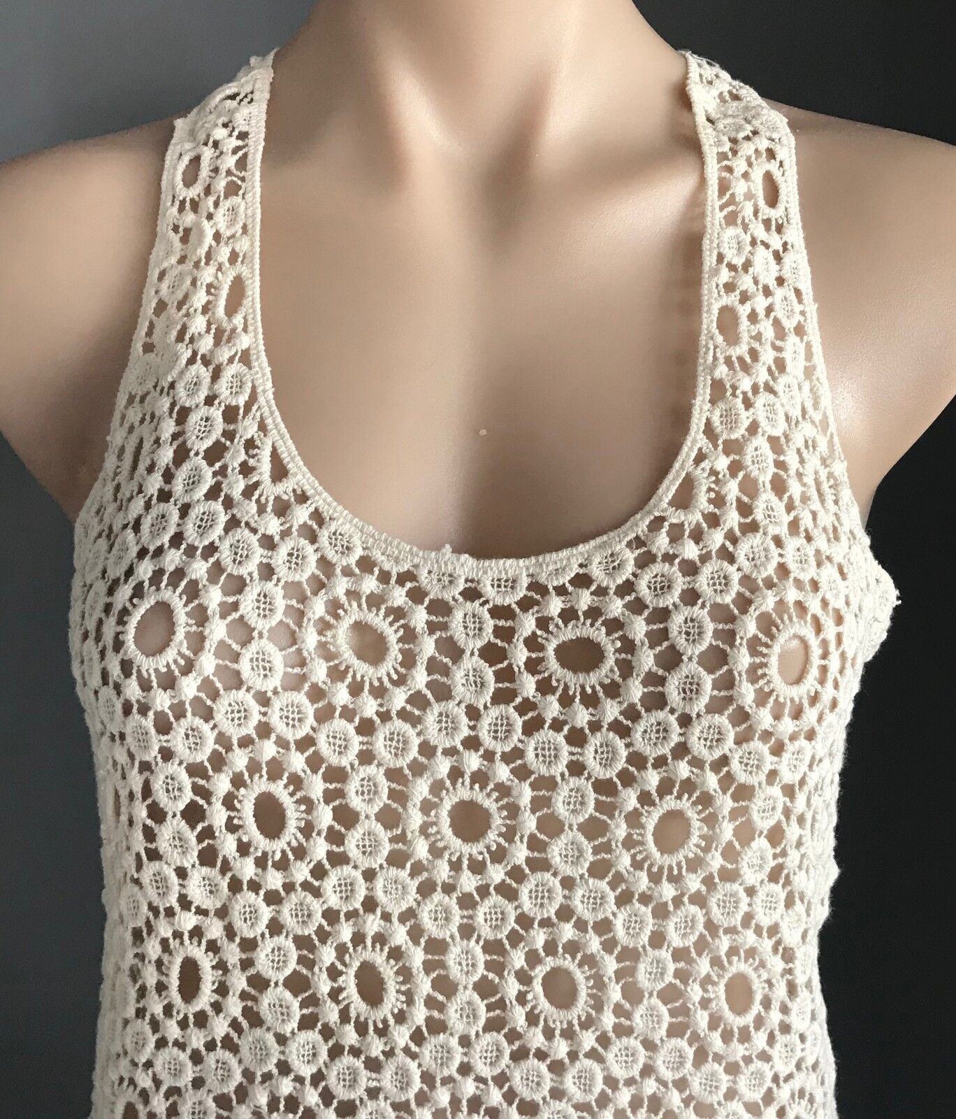 BEAUTE FASHION Top Cream Floral Lace Sleeveless Racer Back Size M L 10 12 NEW