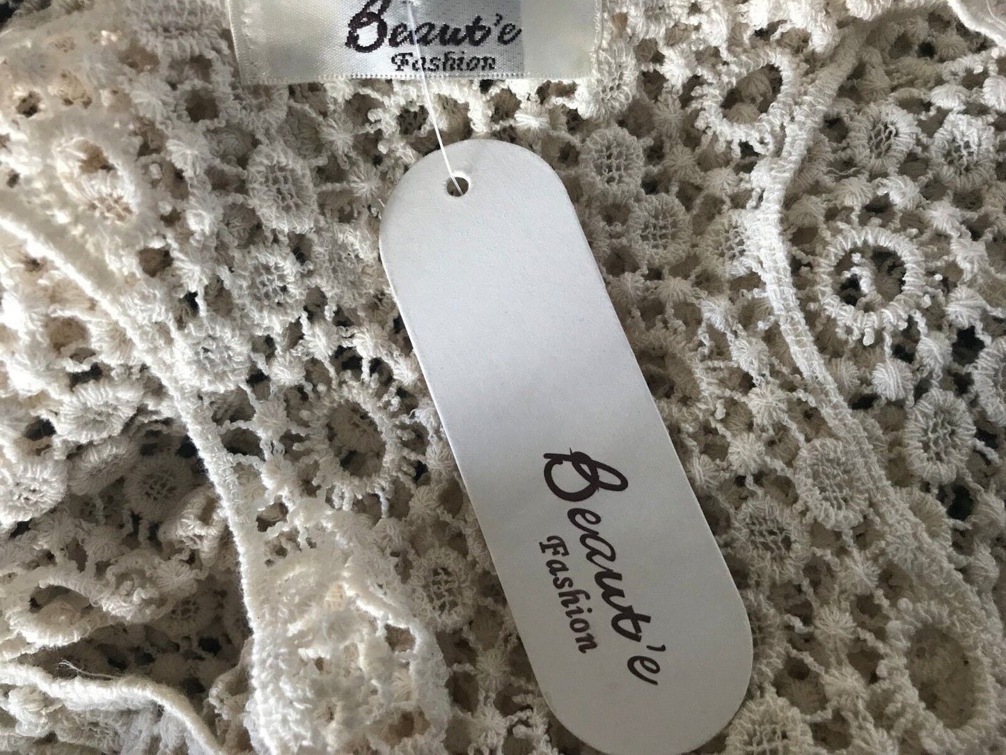 BEAUTE FASHION Top Cream Floral Lace Sleeveless Racer Back Size M L 10 12 NEW